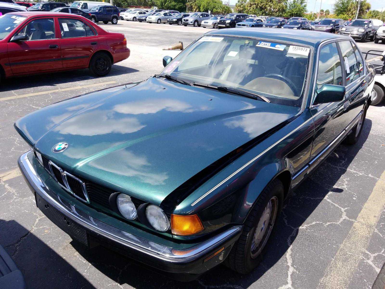 BMW 735i