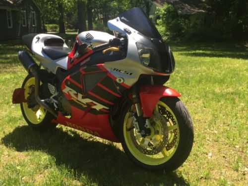 Honda RVT1000R (RC51)