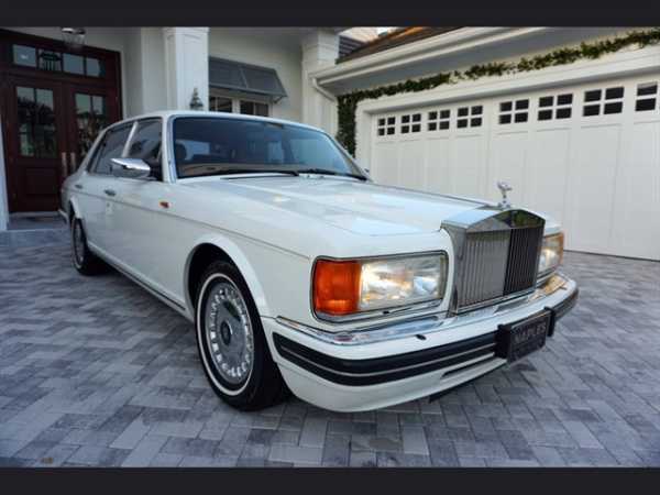 Rolls-Royce Silver Spur