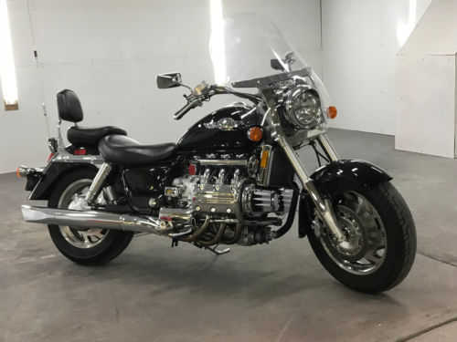 Honda GL1500C (VALKYRIE)