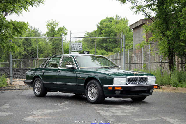 Jaguar XJ6