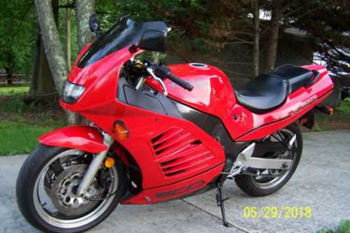 Suzuki RF600R
