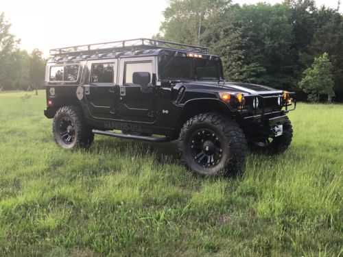 HUMMER H1