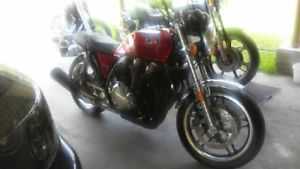 Honda CB1100