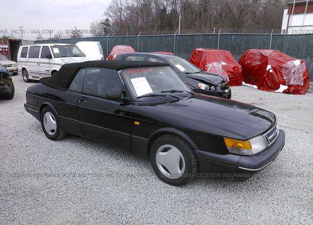 Saab 900