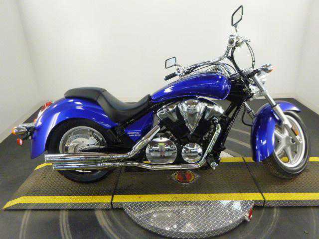 Honda VT1300 (Stateline)