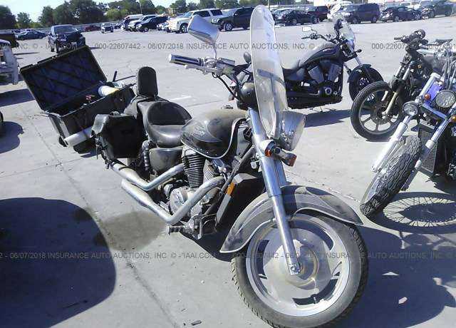 Honda VT1100C2 (SHADOW SABRE)