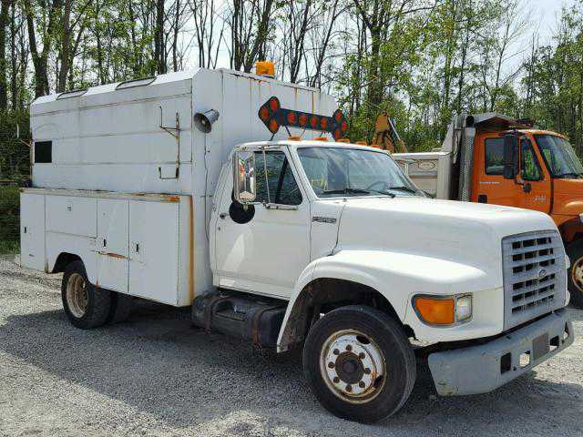 Ford F-700
