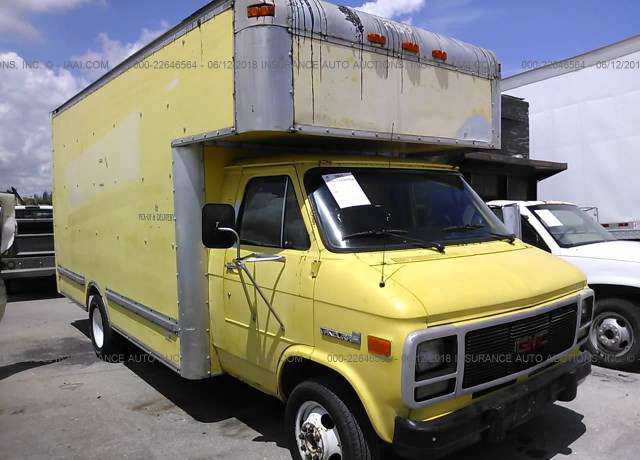 GMC Cutaway Van