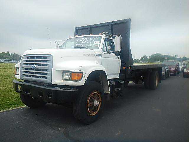 Ford F-700
