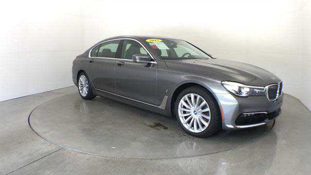 2018 BMW 740e