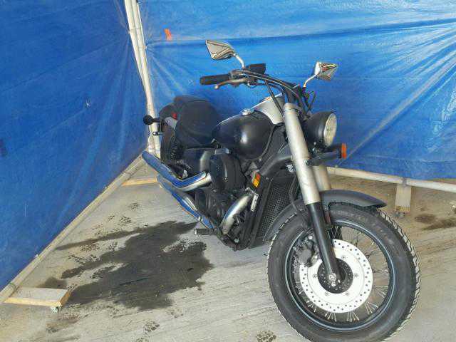 Honda VT750 (Shadow Phantom)