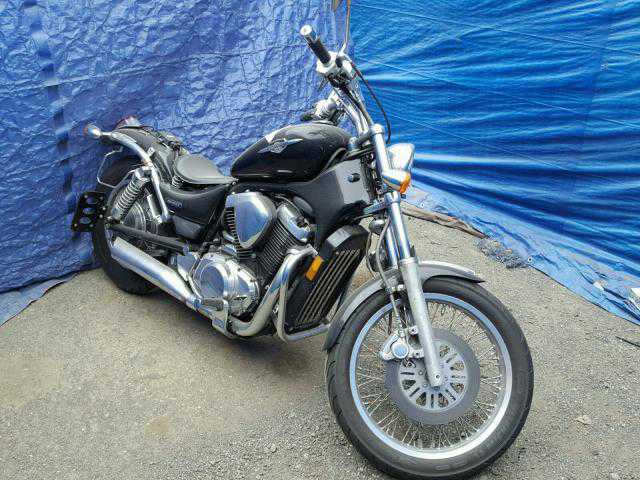 Suzuki VS800