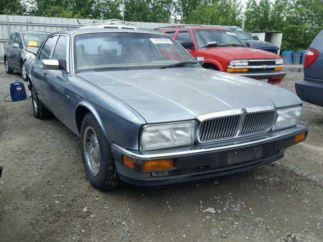 Jaguar XJ6