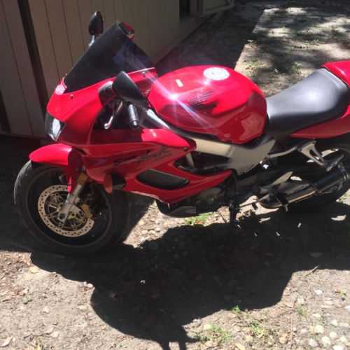 Honda VTR1000F (SUPERHAWK)