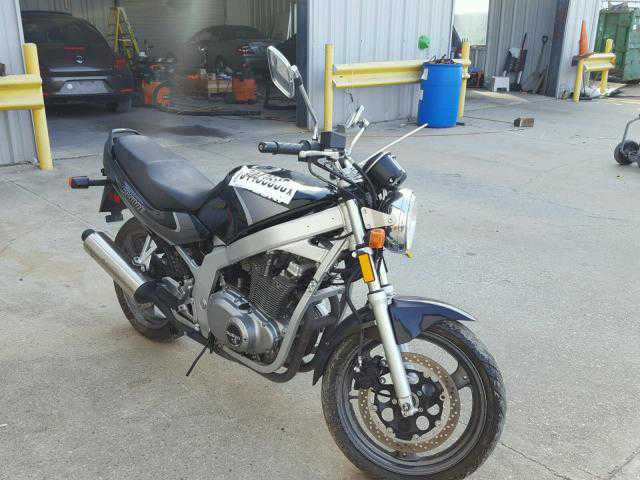 Suzuki GS500E