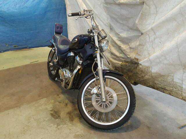 Suzuki VS800