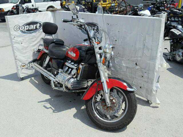 Honda GL1500C (VALKYRIE)