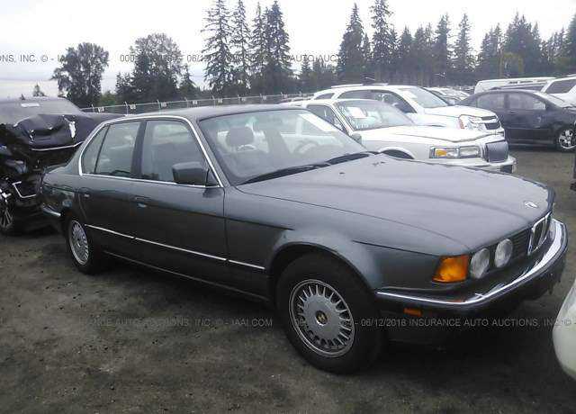 BMW 735i