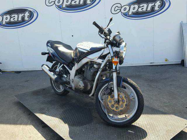 Suzuki GS500