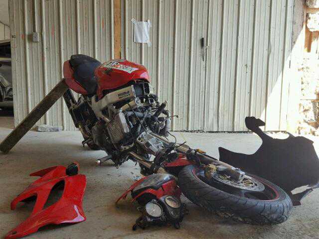 Honda VTR1000F (SUPERHAWK)
