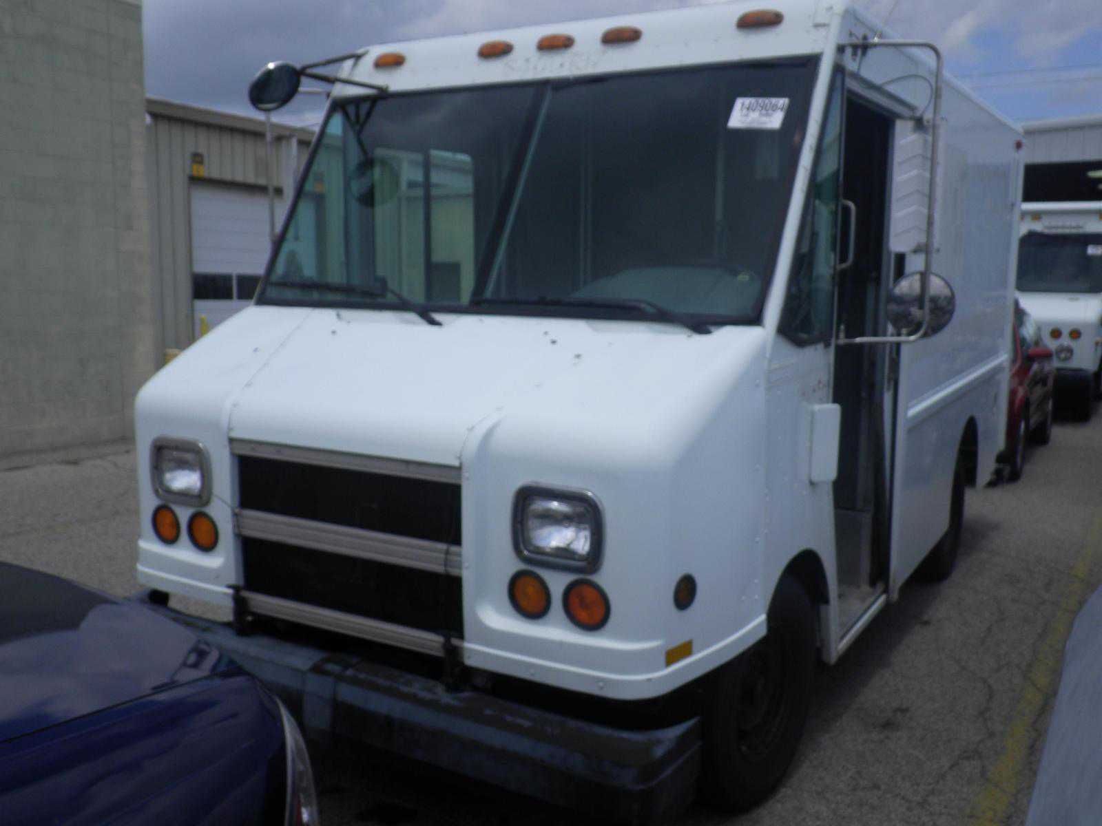 GMC P Truck Forward