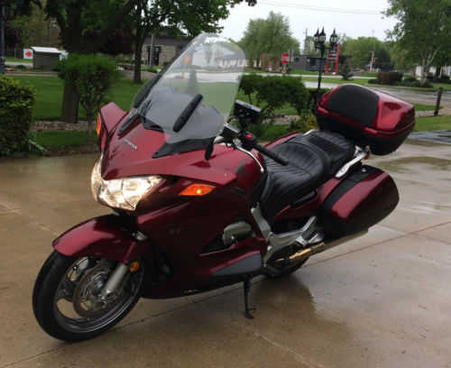 Honda ST1300A