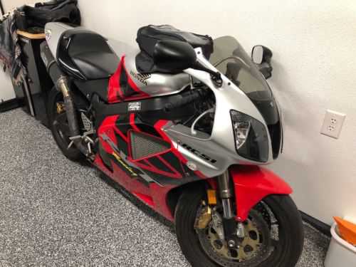 Honda RVT1000R (RC51)