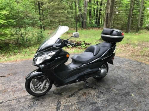 Suzuki AN400
