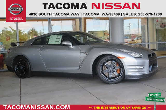 Nissan GT-R