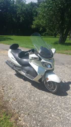 Suzuki AN650
