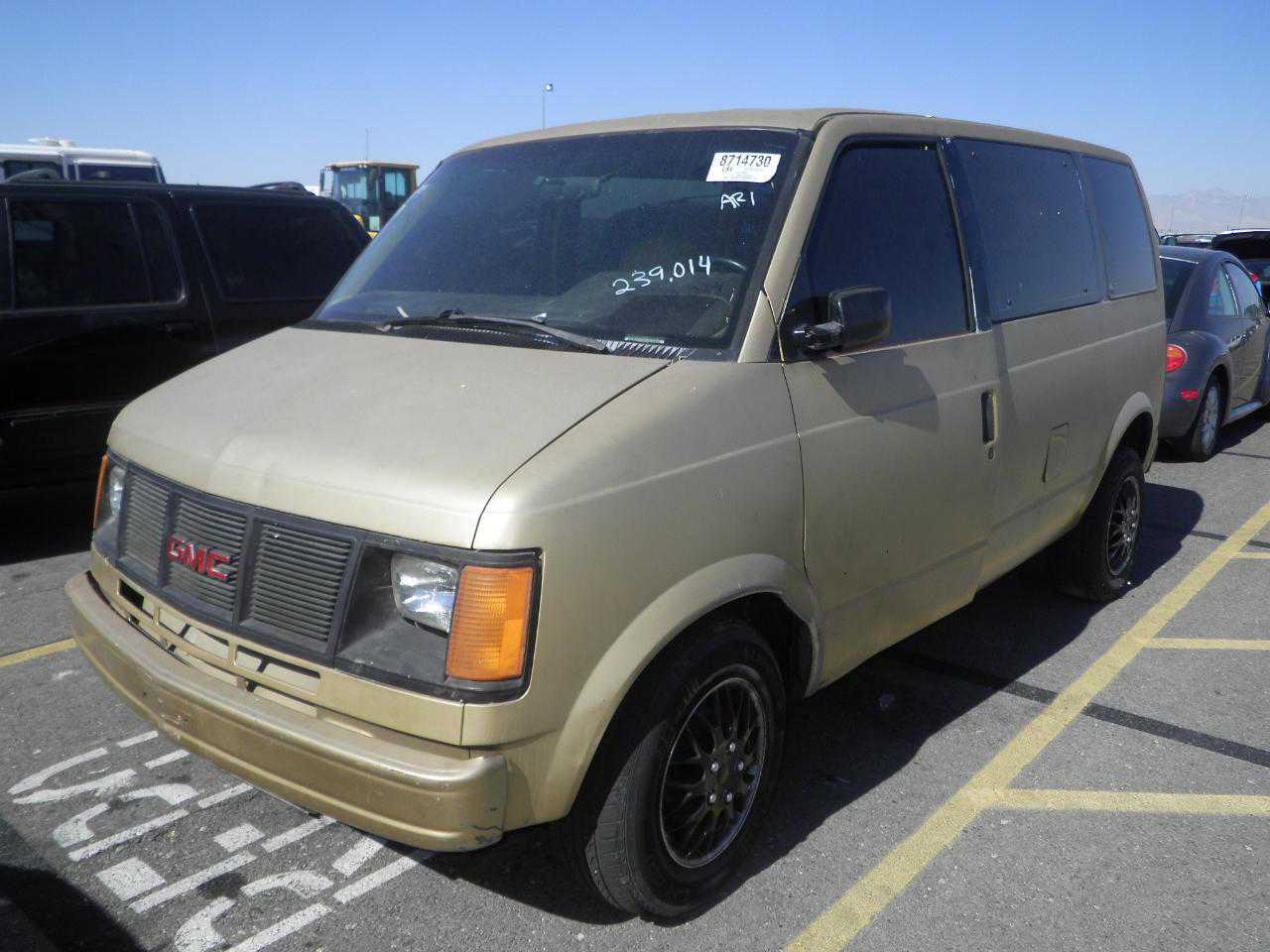 GMC Safari