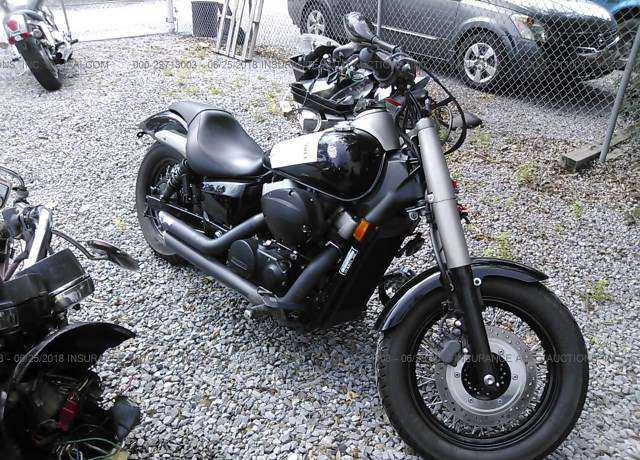 Honda VT750 (Shadow Phantom)