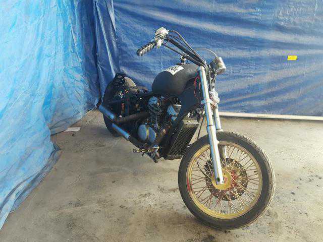 Honda VT600C (SHADOW VLX)