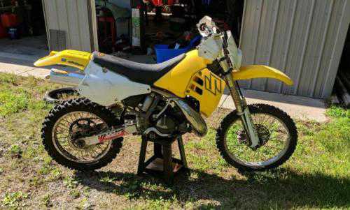 Suzuki RMX250