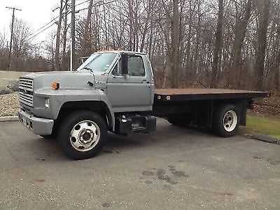 Ford F-700