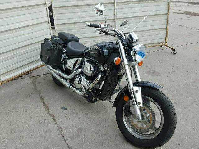 Suzuki VZ800