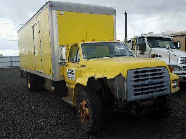 Ford F-700