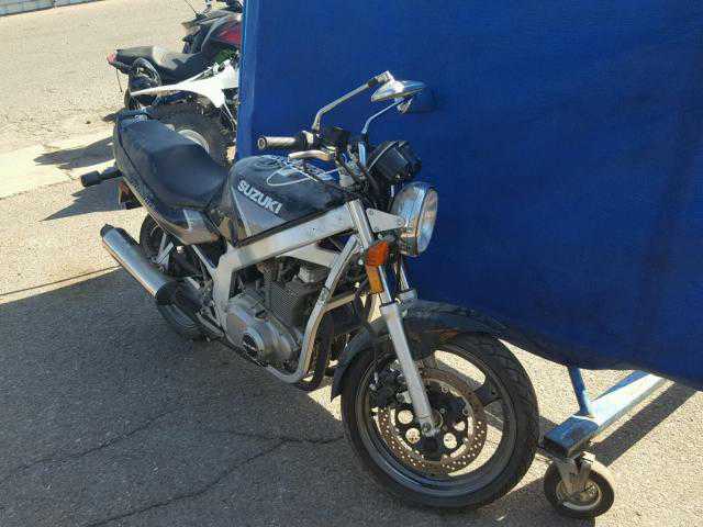 Suzuki GS500E