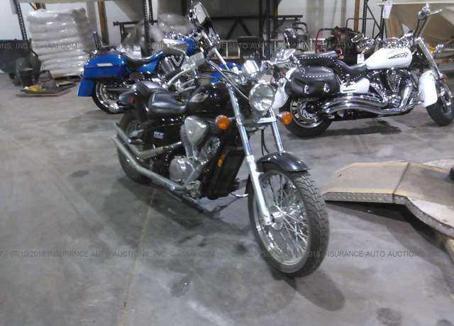 Honda VT600C (SHADOW VLX)