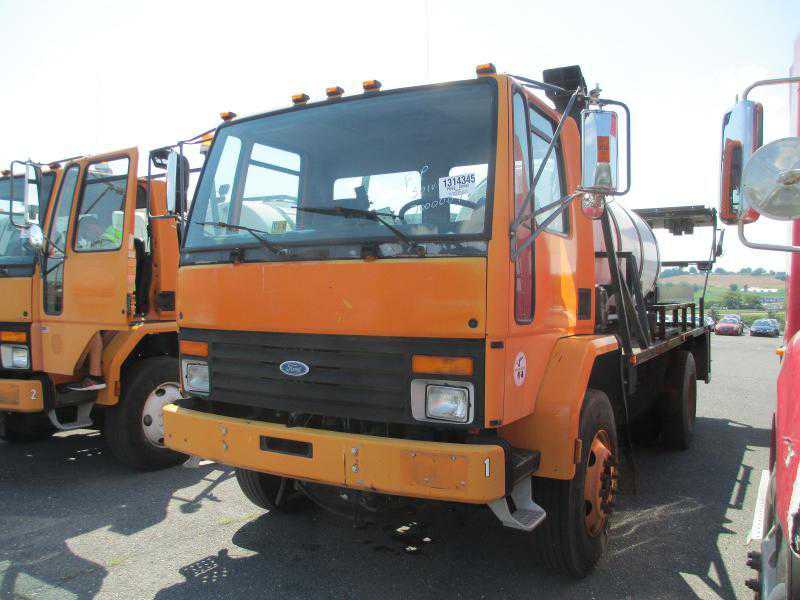 Ford CF7000