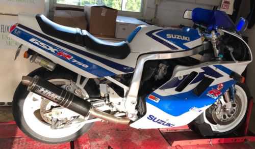 Suzuki GSX-R750