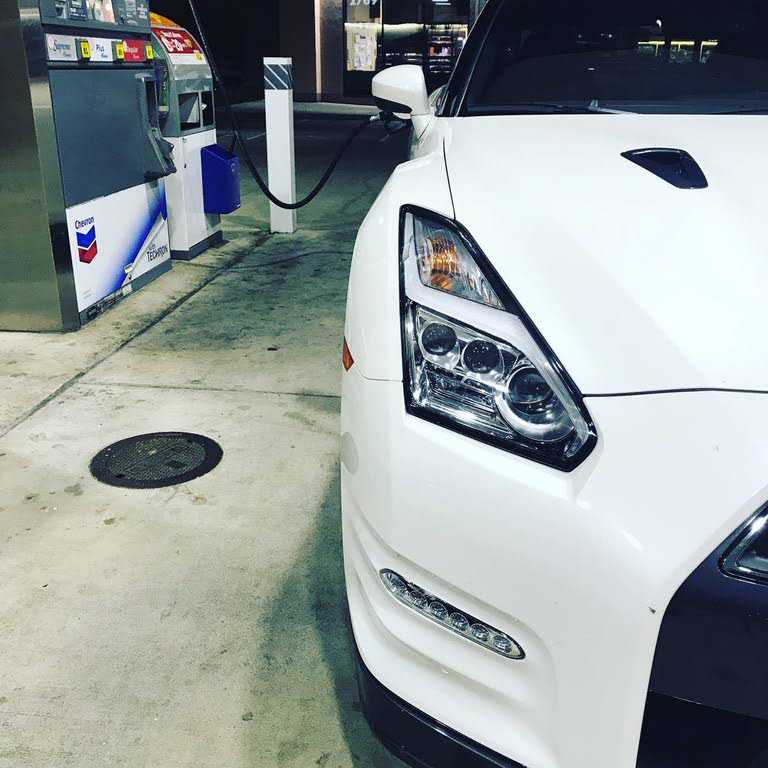 Nissan GT-R