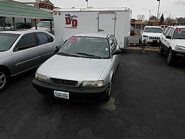 Suzuki Esteem