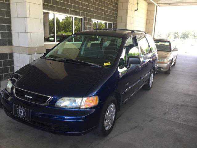 Isuzu Oasis