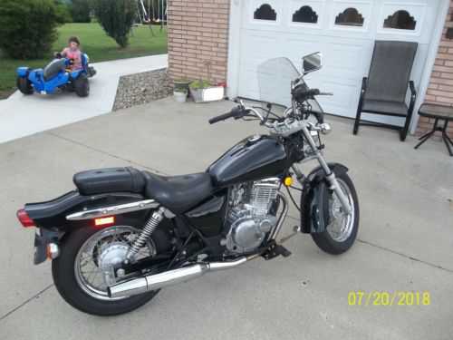 Suzuki GZ250