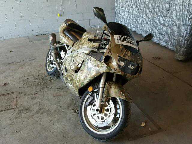 Suzuki GSX-R750