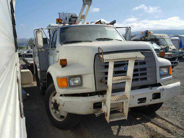 Ford F-700