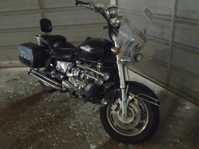 Honda GL1500C (VALKYRIE)