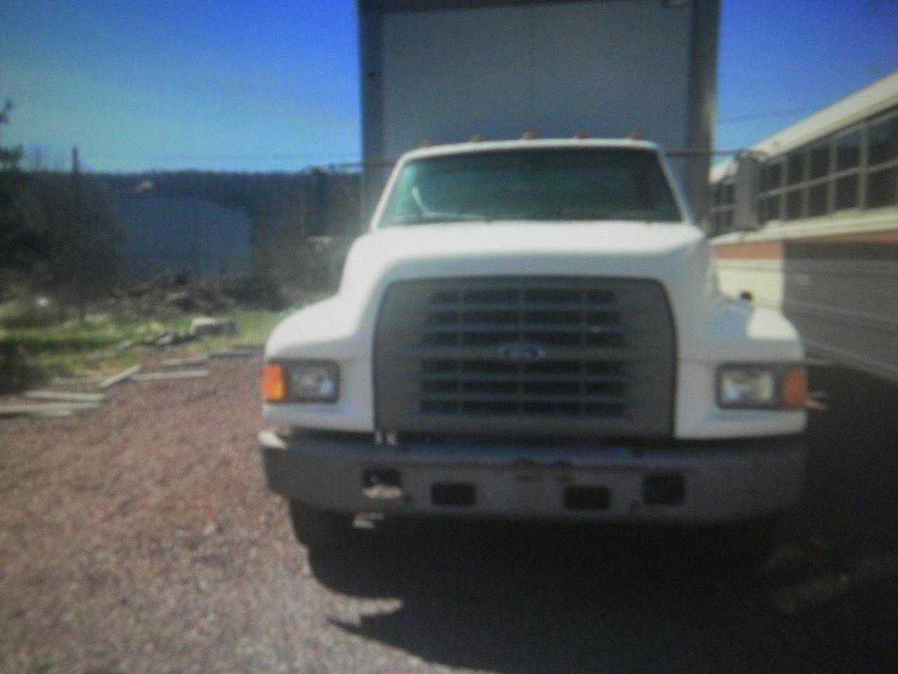 Ford F-700